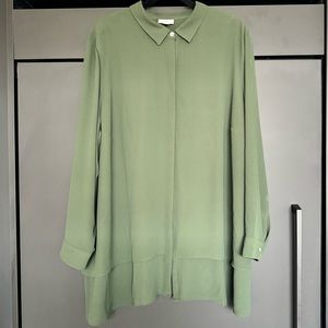 JJill green button down size 3x